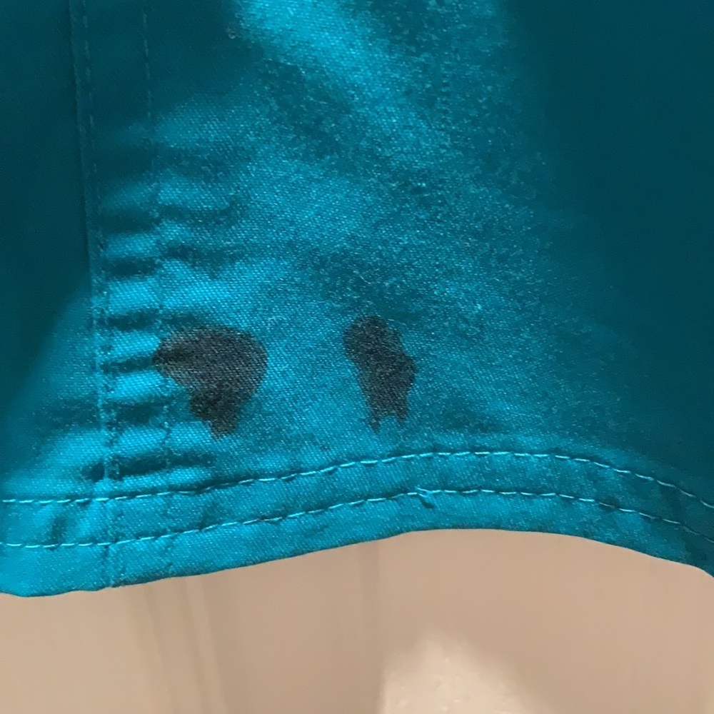 Scrub top - Picture 3 of 4